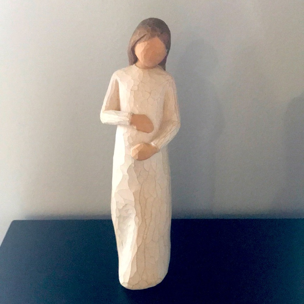 Willow Tree Cherish figurine